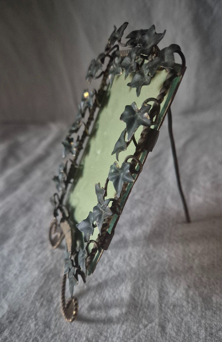 Art Nouveau Photo Frame With Bucolic Spirit And Ivy Leaves -photo-4