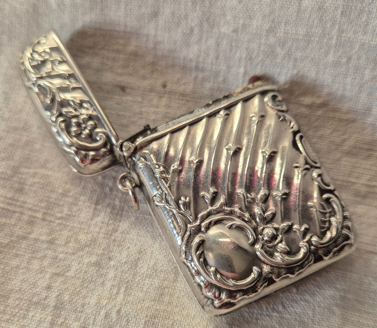Louis XV Style Pyrogenic Silver Matchbox -photo-4