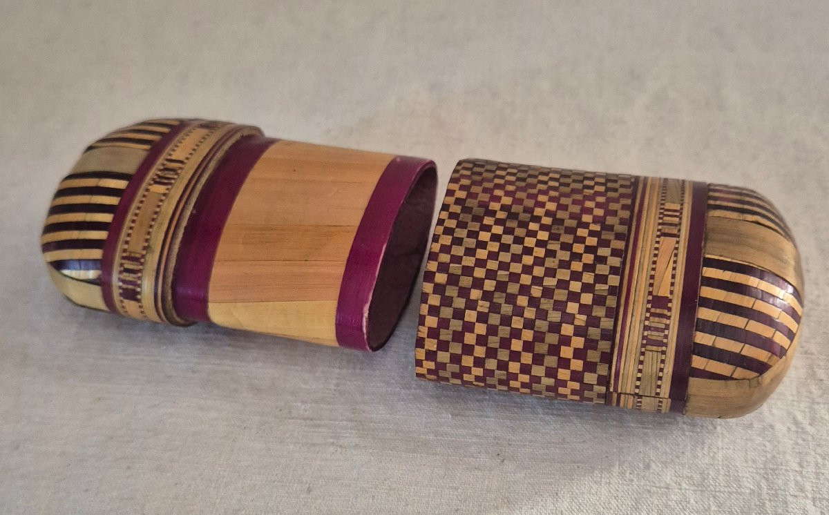 Etui Boîte en Marqueterie de Paille Naturelle et Teinté du XIXème Siècle -photo-4