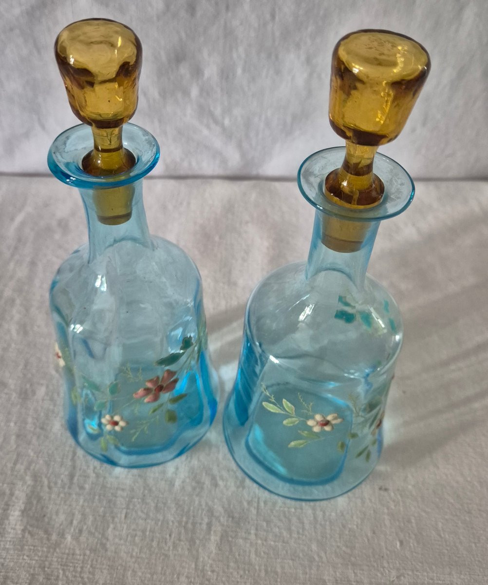 Paire De Deux Flacons Bouteilles En Verre émaillé George Sand -photo-1