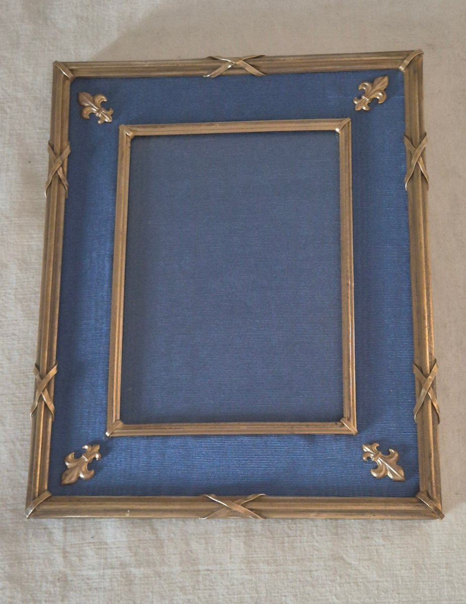 Louis XVI Style Gilt Bronze Photo Frame With Fleur-de-lis -photo-4