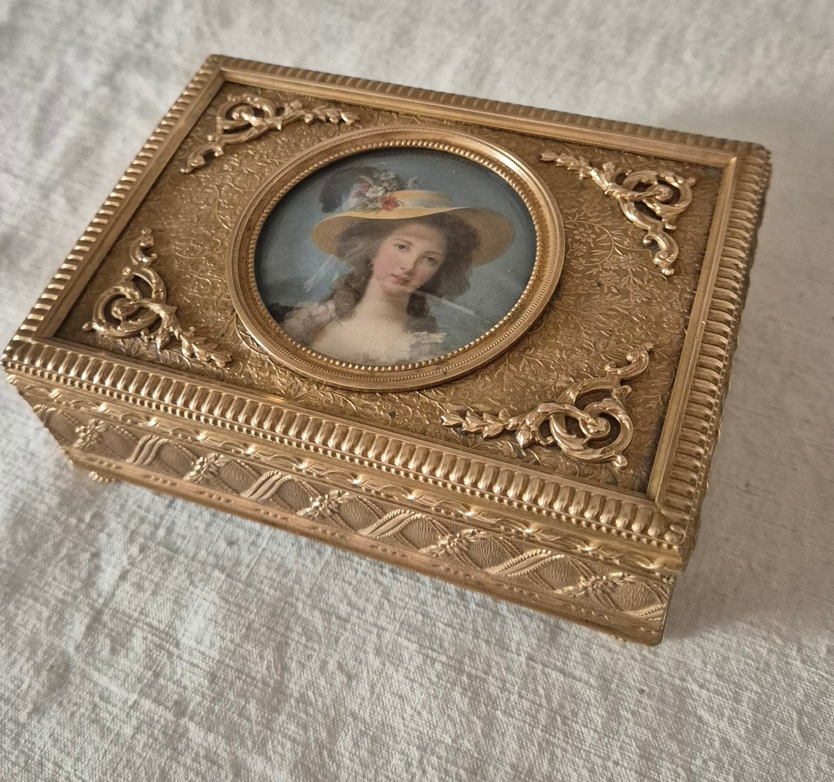 Coffret boîte à bijoux et autres petits riens précieux 