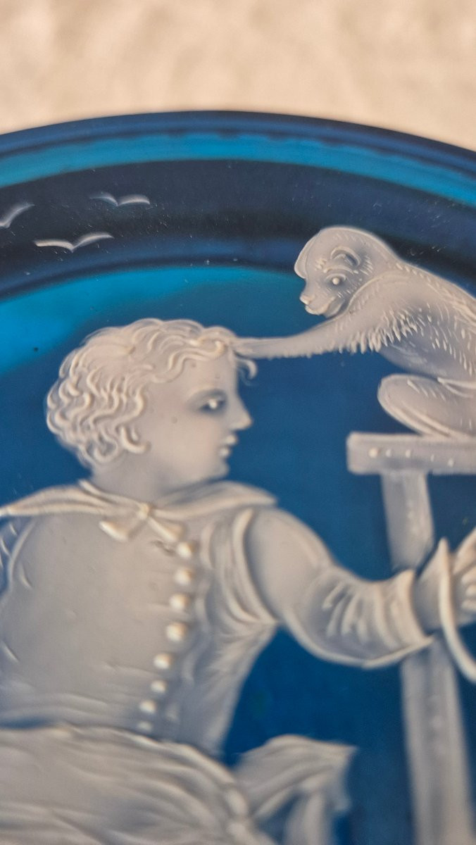 Importante bonbonnière émaillée en verre bleu Mary Gregory -photo-3
