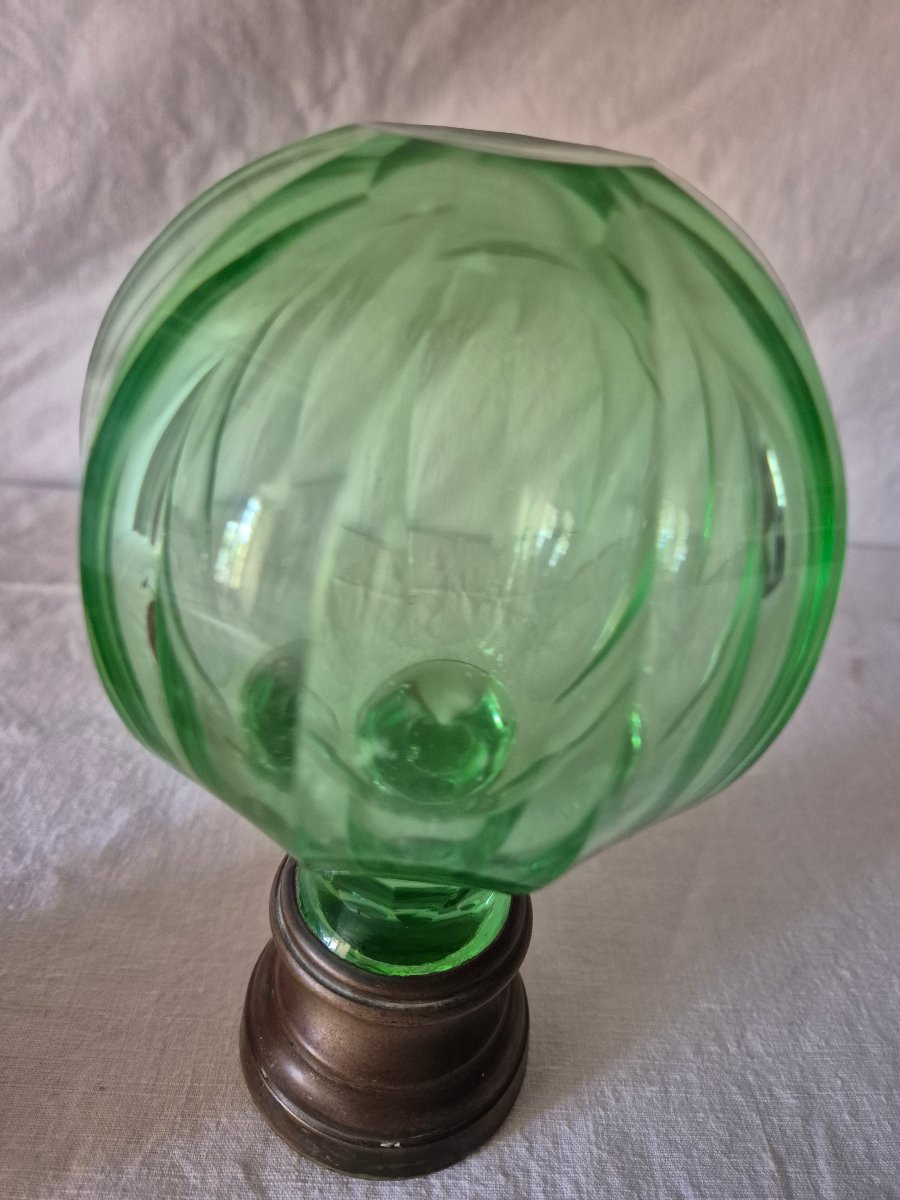 19th Century Cut Glass Stair Ball In Uranium Green -photo-3