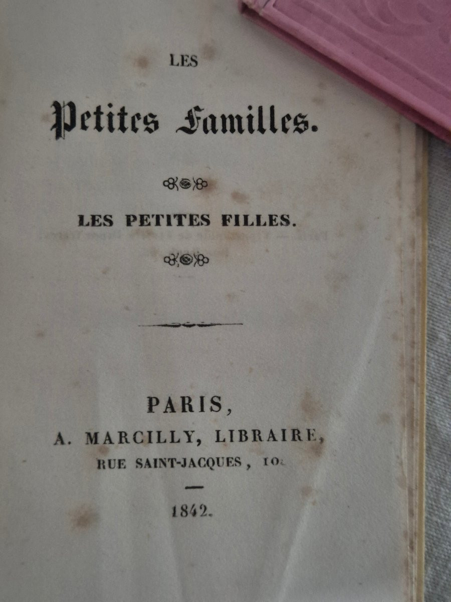 Coffret "Les Petites Familles": trois petits livres époque romantique 1842-photo-3