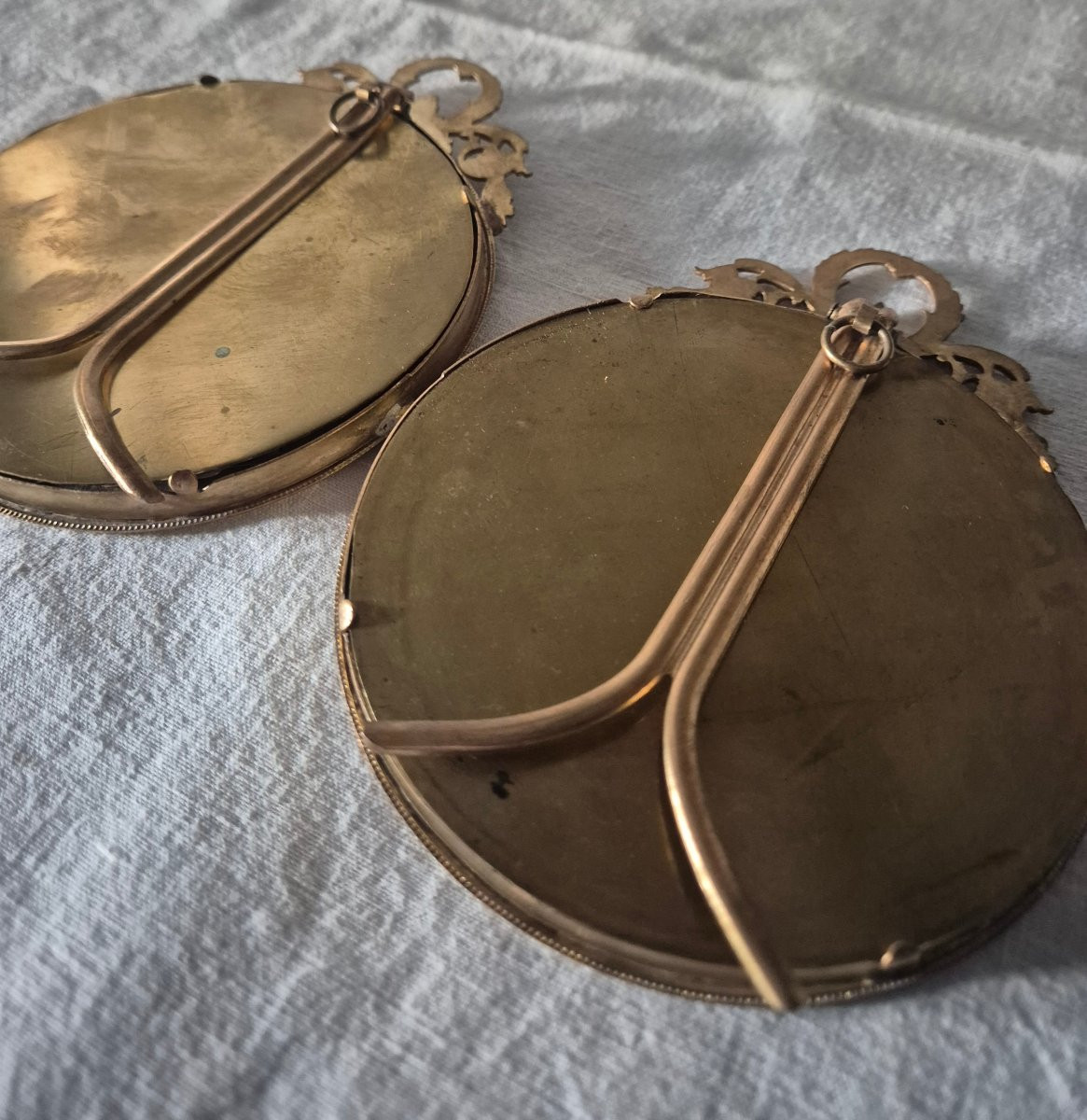 Cadre photo diptyque en bronze doré à vues rondes fin XIXème siècle -photo-4