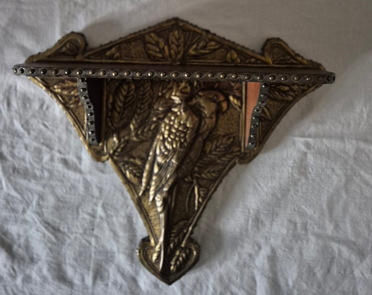 Small Art Nouveau Parrot-decorated Display Shelf 