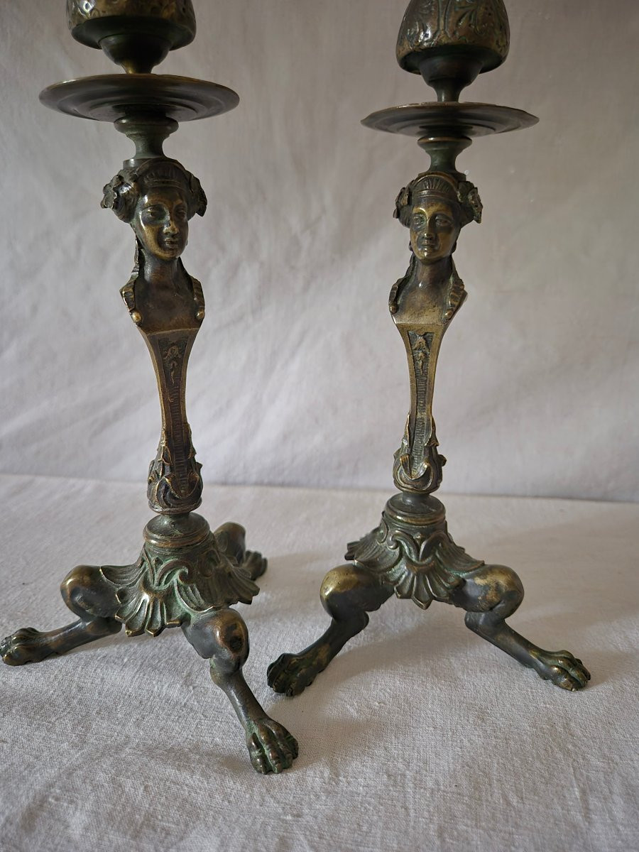 Pair Of 19th-century Bronze Tripod Candlesticks With Caryatids -photo-2