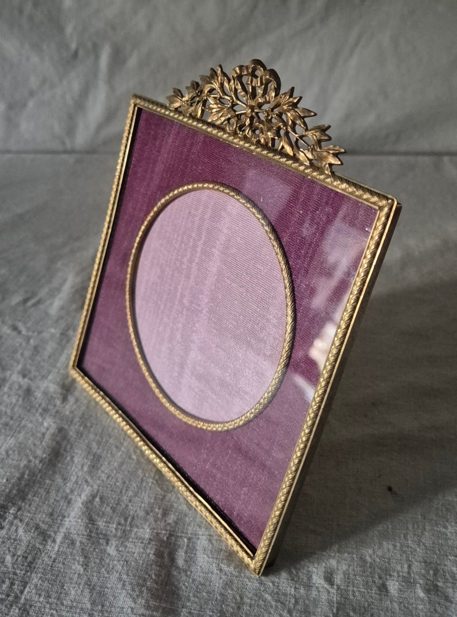 Cadre photo bronze doré carré avec Marie-Louise en moire et vue ronde -photo-2