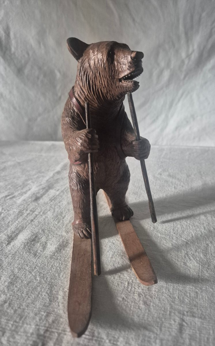 19th-century Carved Wooden Skiing Bear From The Black Forest -photo-4