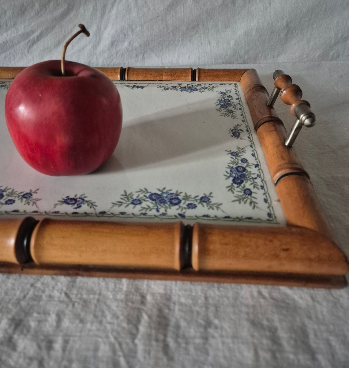 Plateau de service en faïence et merisier tourné façon bambou -photo-1