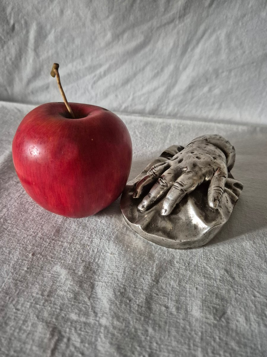 Presse papier main d'enfant en bronze argenté -photo-4