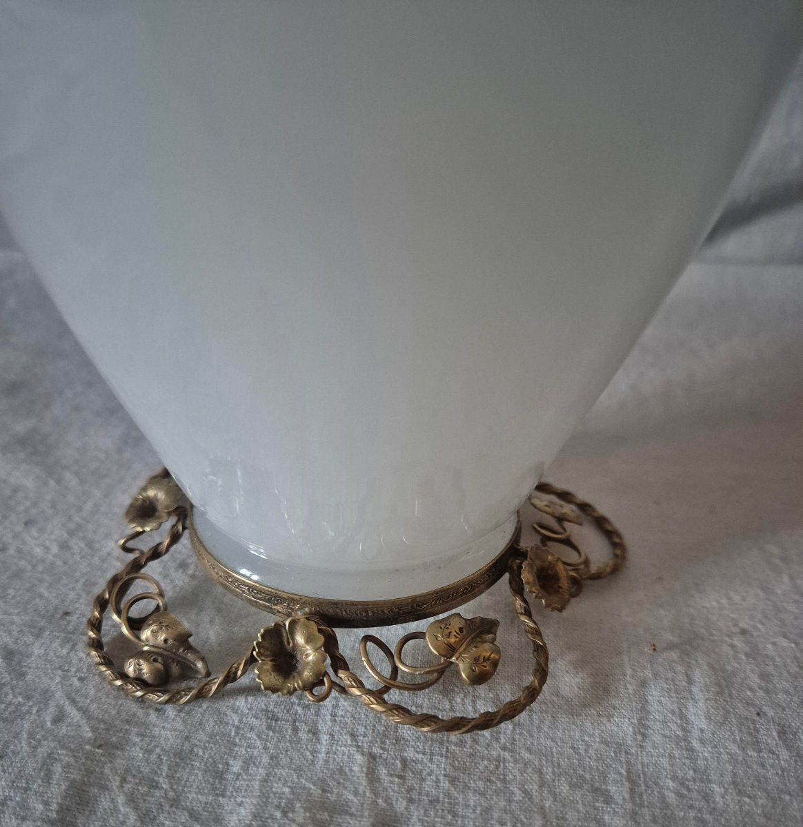 White Opaline Glass Vase In A "rice Grain" Shape, Decorated With Golden Vine Leaves. -photo-1