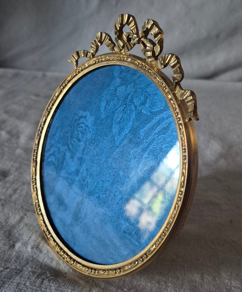 Grand cadre photo médaillon en bronze doré du XIXème siècle -photo-3