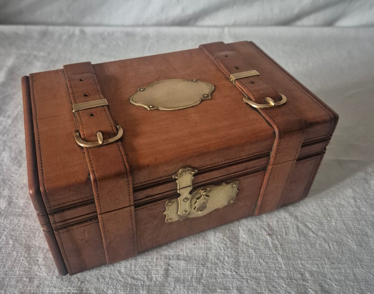 Boîte en bois sculpté trompe l'œil malle de voyage -photo-3