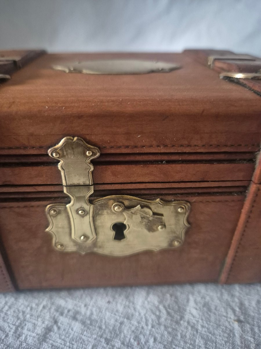 Boîte en bois sculpté trompe l'œil malle de voyage -photo-4