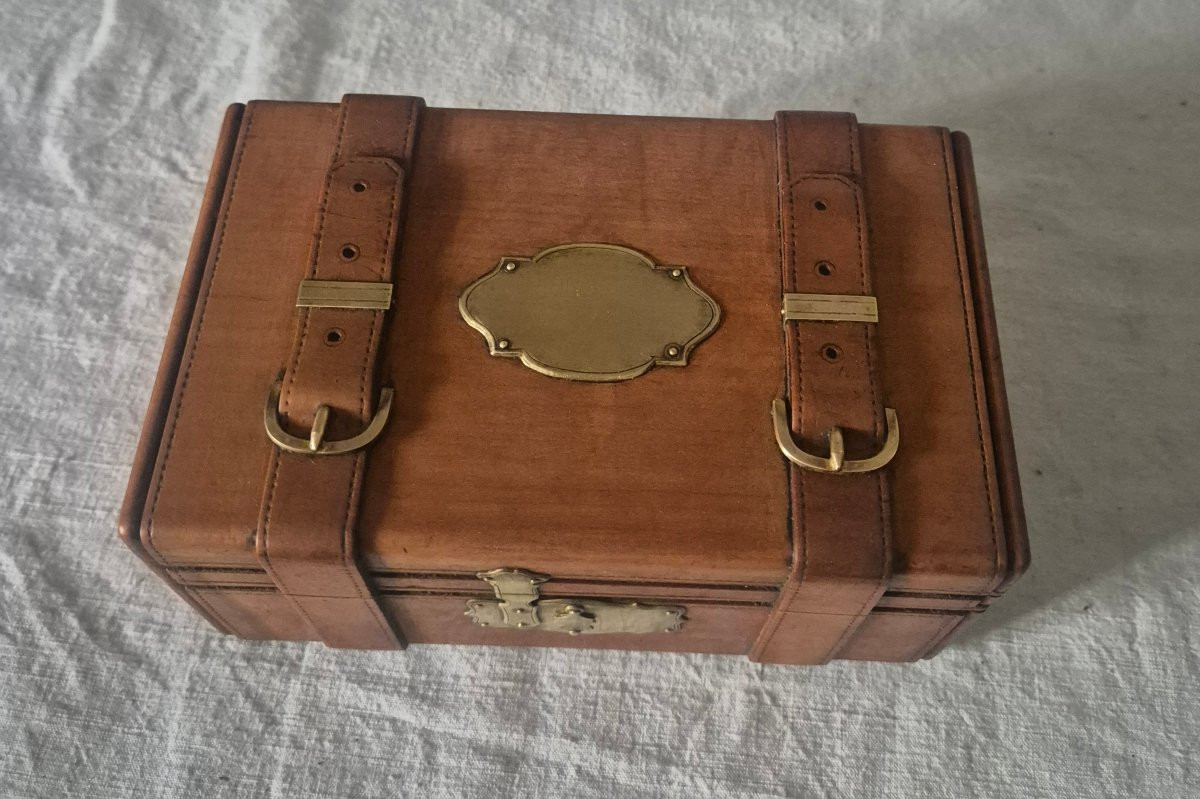 Boîte en bois sculpté trompe l'œil malle de voyage -photo-6