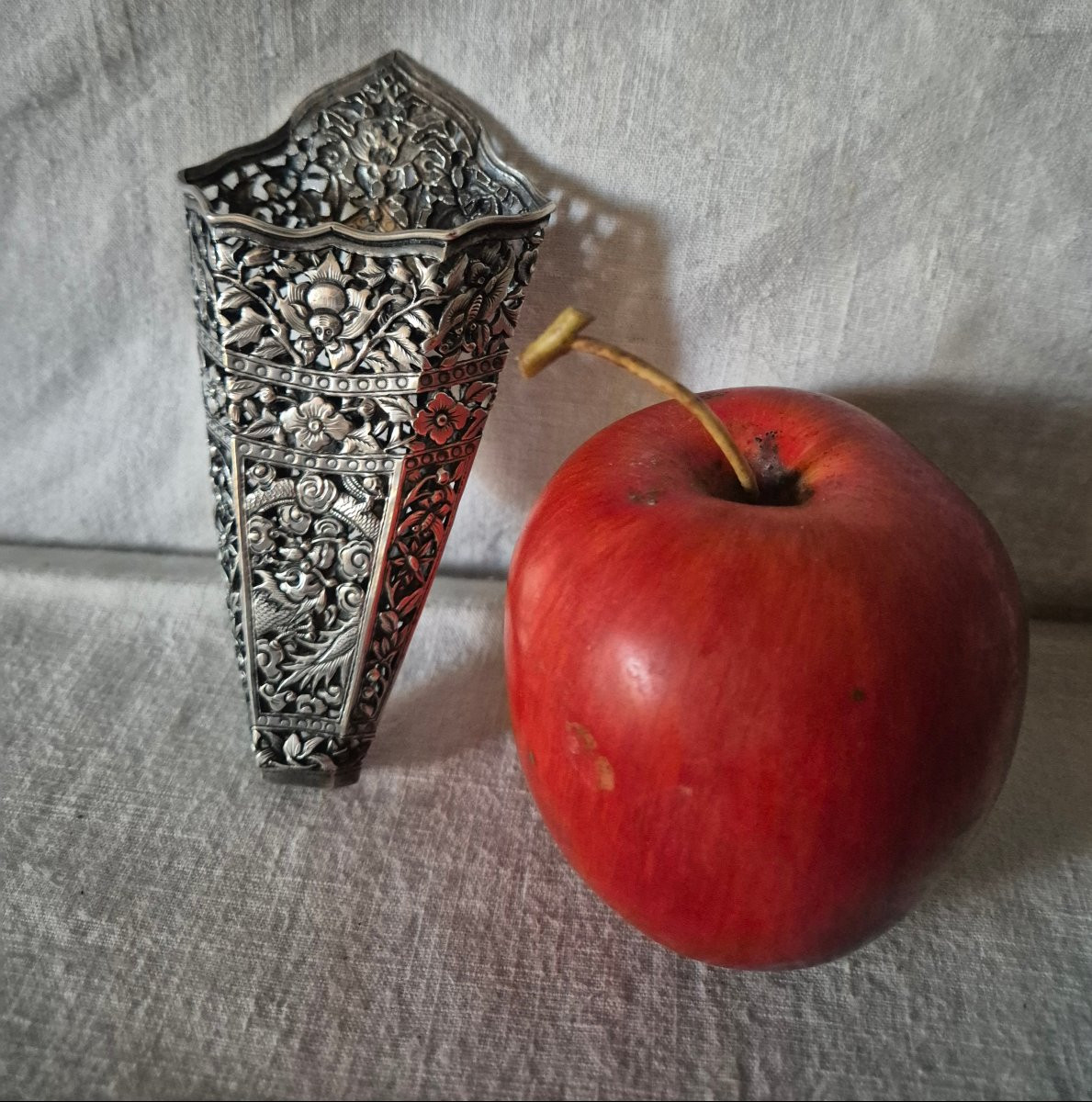 19th Century Indian Silver Betel Leaf Horn -photo-2