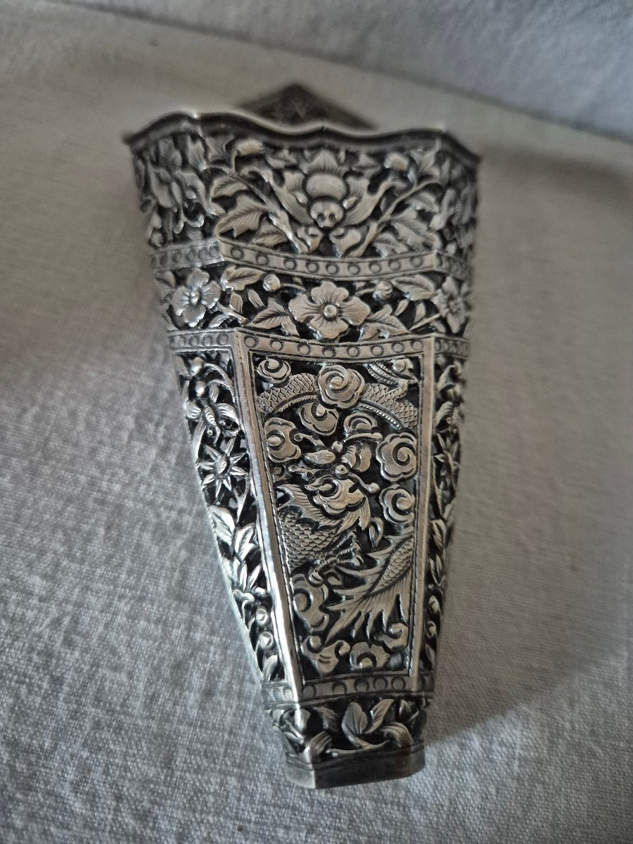 19th Century Indian Silver Betel Leaf Horn -photo-3