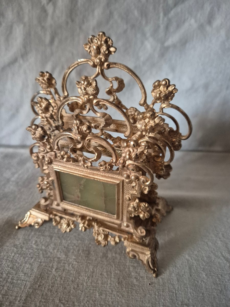 Desk Set: Letter And Document Holder And Two Candlesticks In Gilt Bronze And Onyx -photo-3