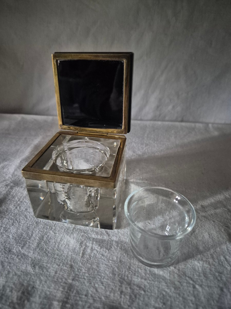 Encrier en cristal et émail à couronne de cour royal de Suède et chiffré d’un double "G"-photo-3