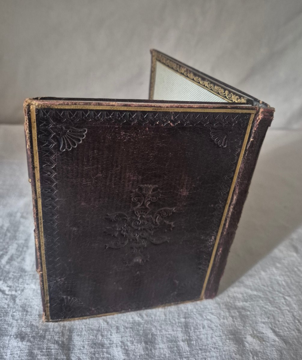 Romantic Leather And Embroidered Souvenir Booklet/notebook -photo-2