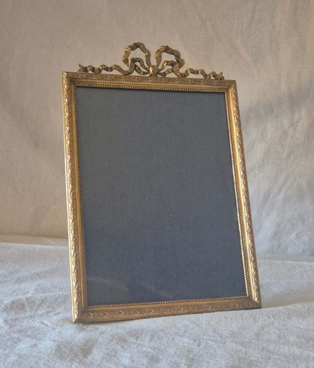 Cadre photo Napoléon III en bronze doré de belle taille et de belle qualité 