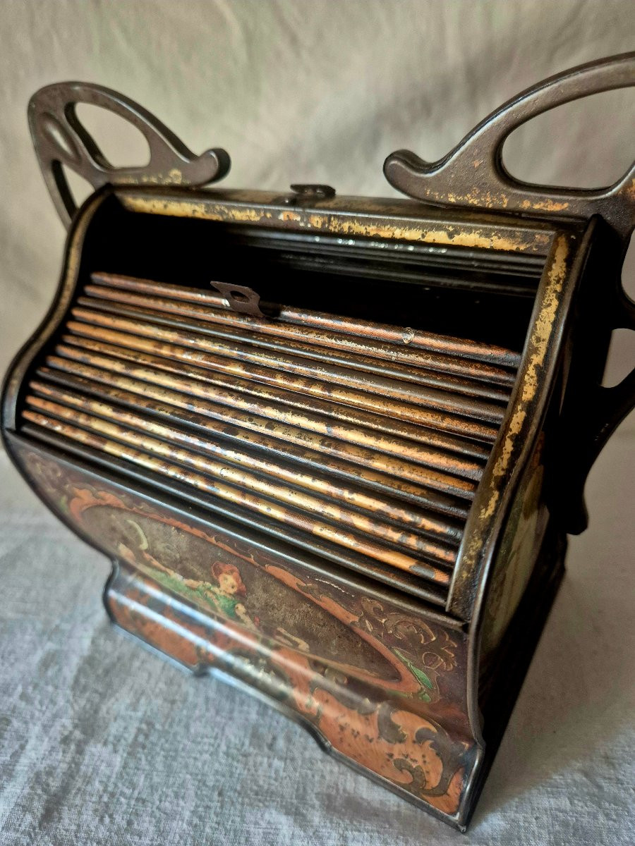 "fame" Biscuit Tin, Lithographed, 1906, Limited Christmas Edition -photo-3