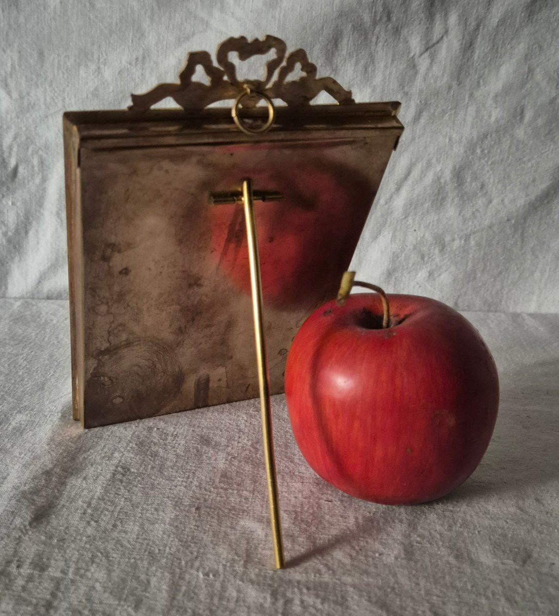 Cadre photo bronze doré à décor Louis XVI du Second Empire -photo-5