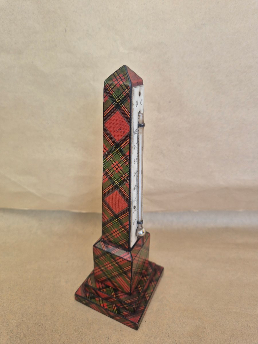 Mauchline Ware Obelisk -photo-1