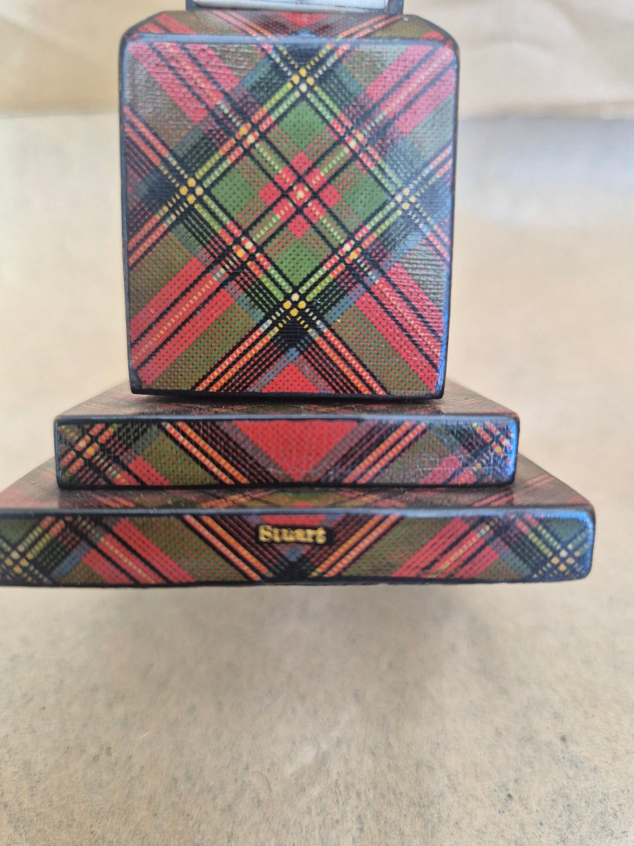 Mauchline Ware Obelisk -photo-5