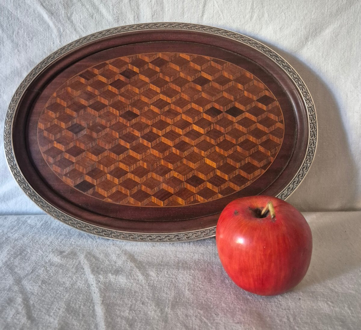 Plateau ovale en marqueterie de bois et argent -photo-1