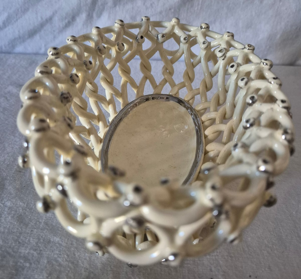 19th Century Langeais Earthenware Jardinière Basket In Ivory And Platinum Tones-photo-5