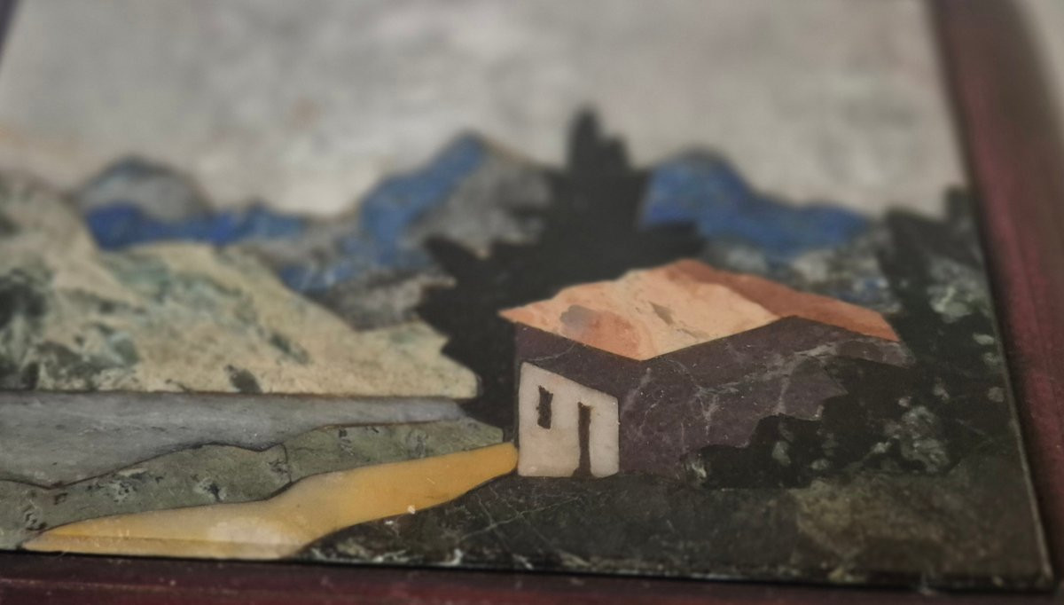 Boîte en cuir bordeaux et mosaïque de pierres dures. -photo-5