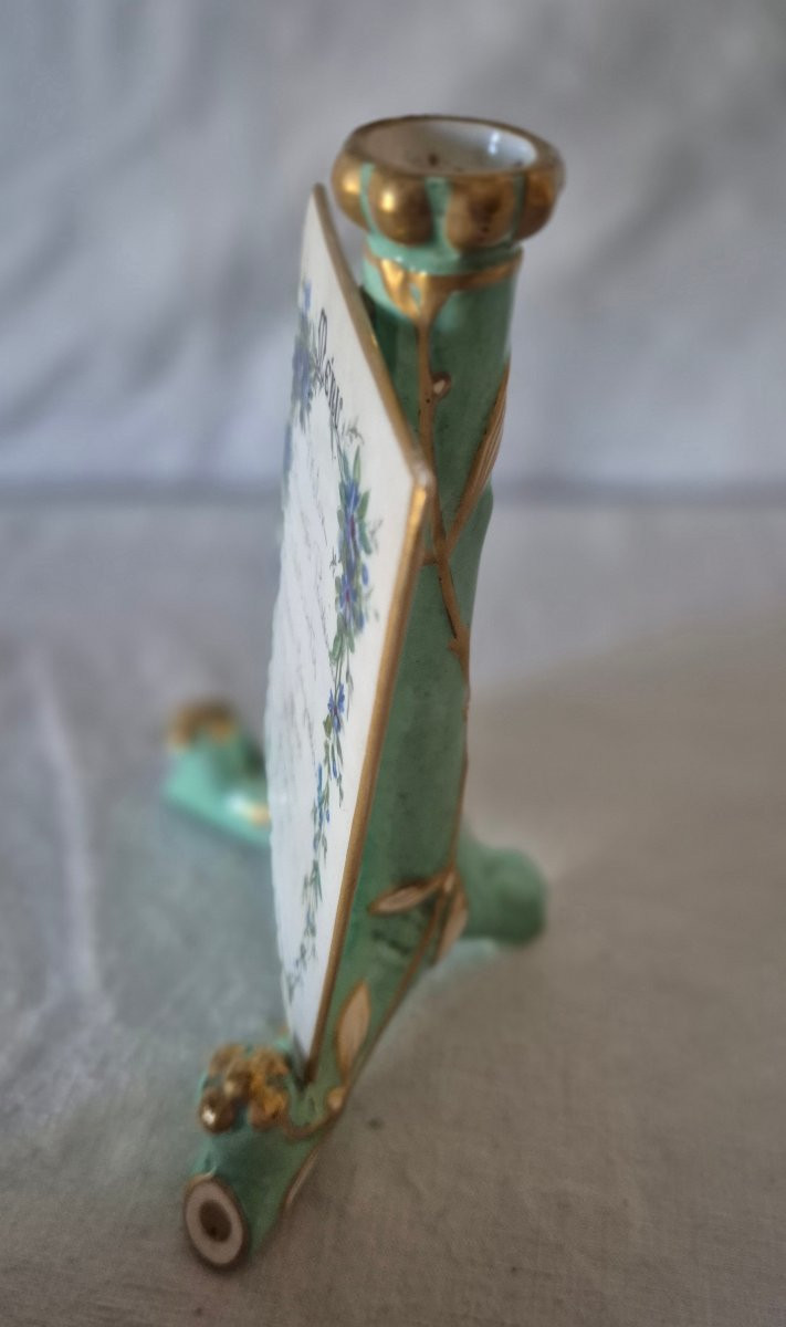 Menu de table sur chevalet formant un vase-photo-4