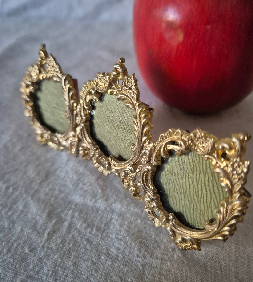 Triptych Miniature Frame In Gilt Bronze, Late 19th Century-photo-2