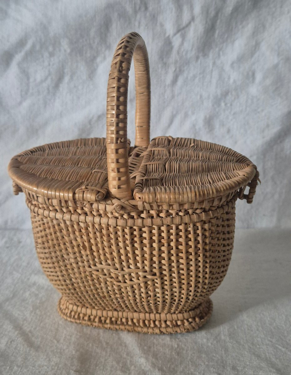 Panier à poupée miniature en vannerie du XIXème siècle -photo-3