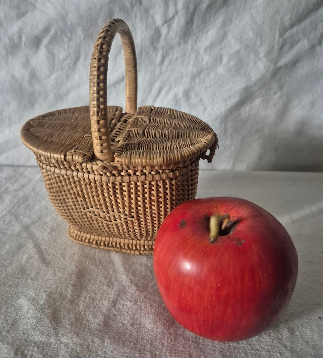 Panier à poupée miniature en vannerie du XIXème siècle -photo-5