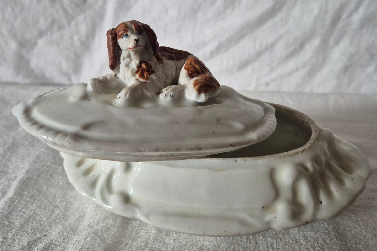 Boîte bonbonnière Cavalier King Charles en porcelaine et biscuit-photo-2