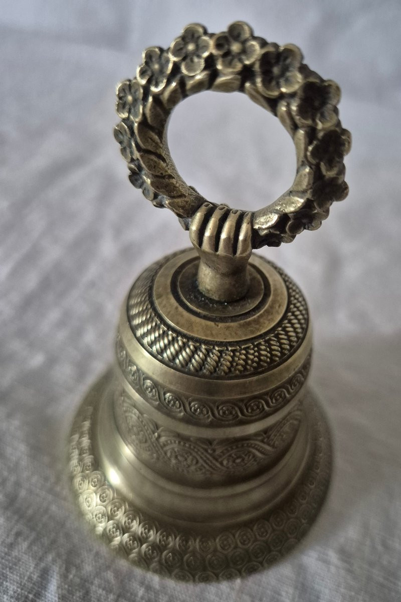 Cloche de table-comptoir en bronze gravé du XIXème siècle -photo-2