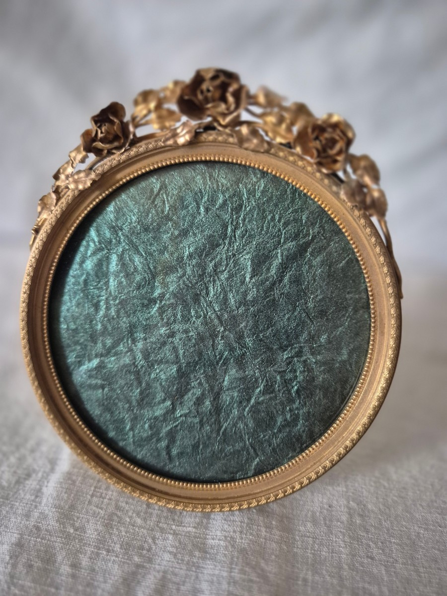 Cadre photo bronze doré rond fin XIXème siècle 