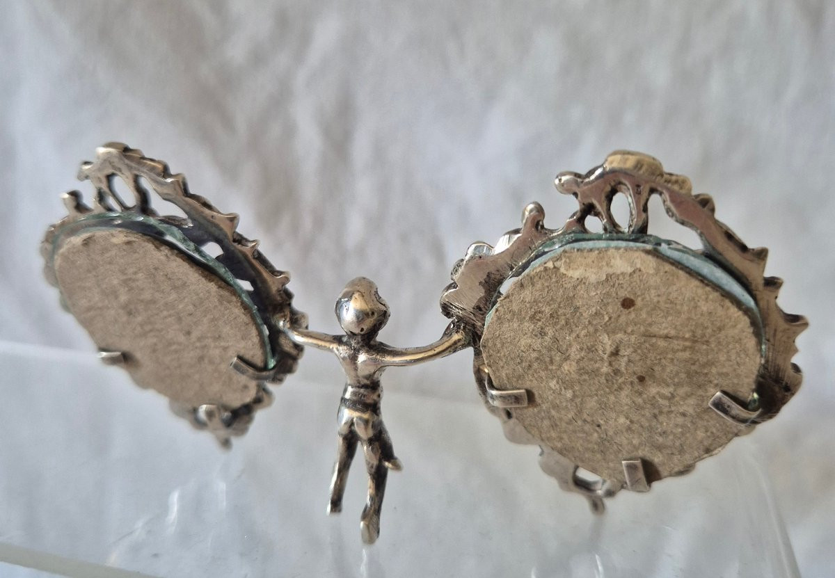 Baroque Heart-shaped Diptych Photo Frame In Sterling Silver-photo-4
