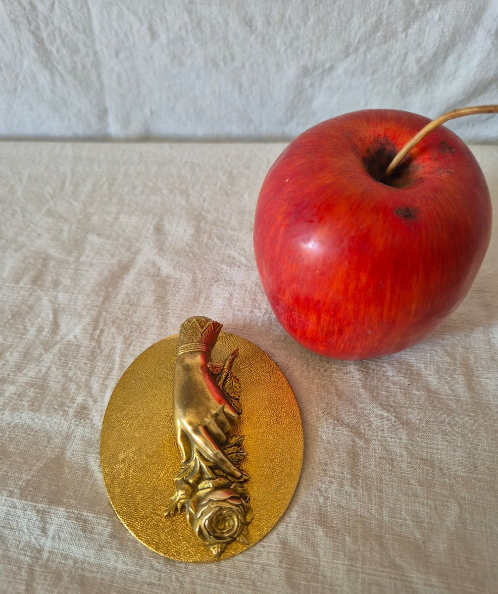 A Romantic Rose Hand Fixed On A Flat Support Forming A Money Clip, Letters...-photo-2