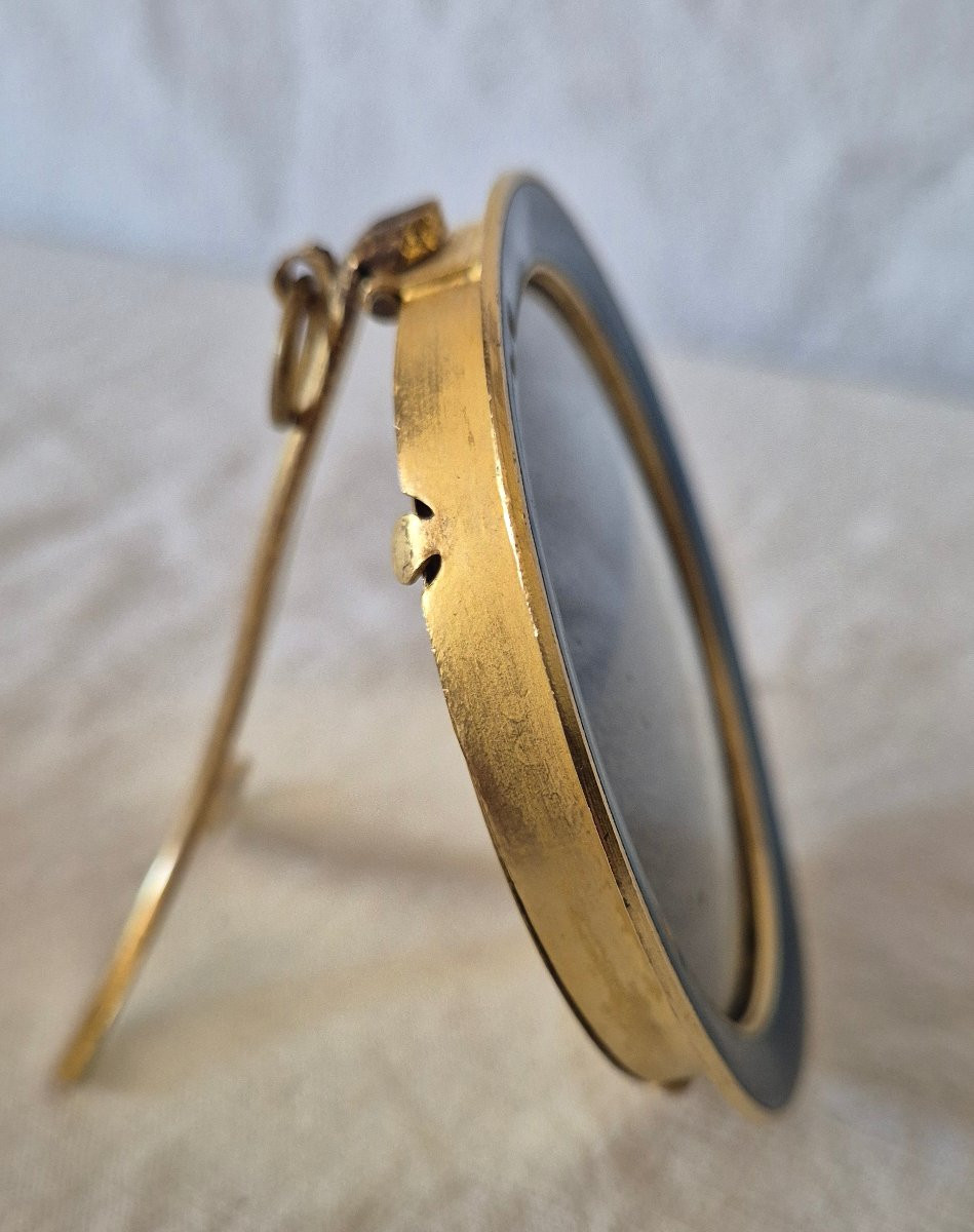 Round Gilt Bronze Photo Frame With Blue Enamel And Convex Glass-photo-6