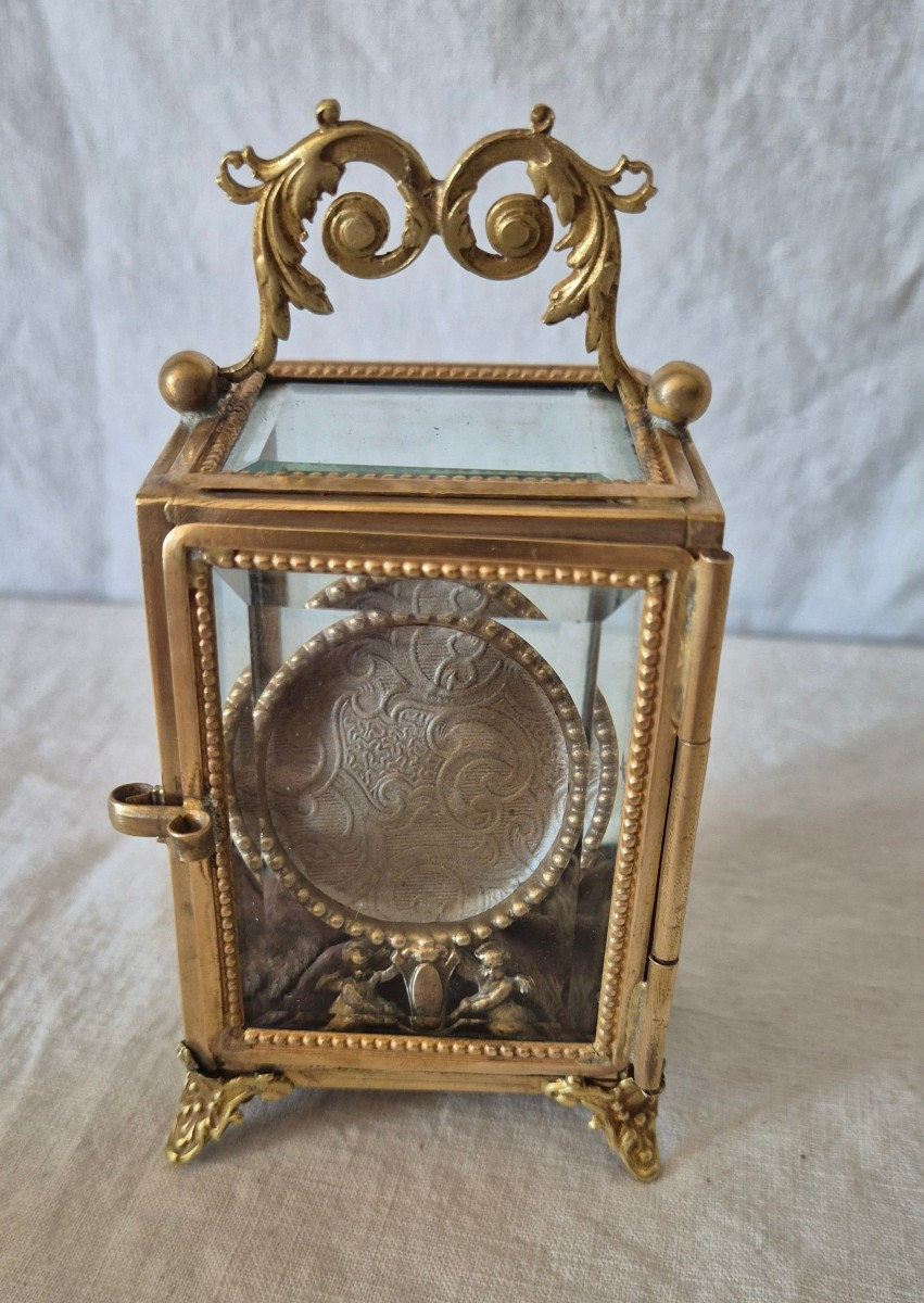 Watch Box In Gilt Bronze And Chamfered Glass From The 19th Century