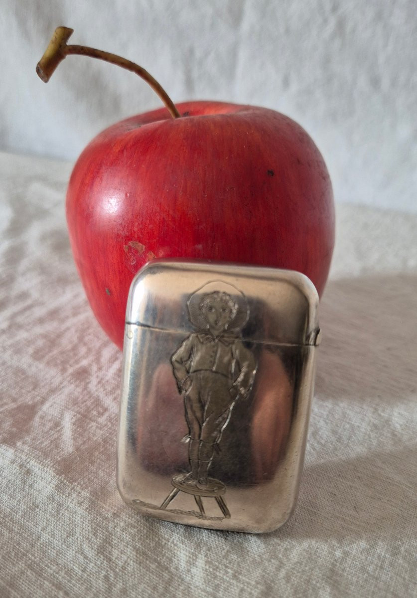 Pyrogen White Metal Pocket Matchbox Engraved With A Boy In Pierrot Costume-photo-1