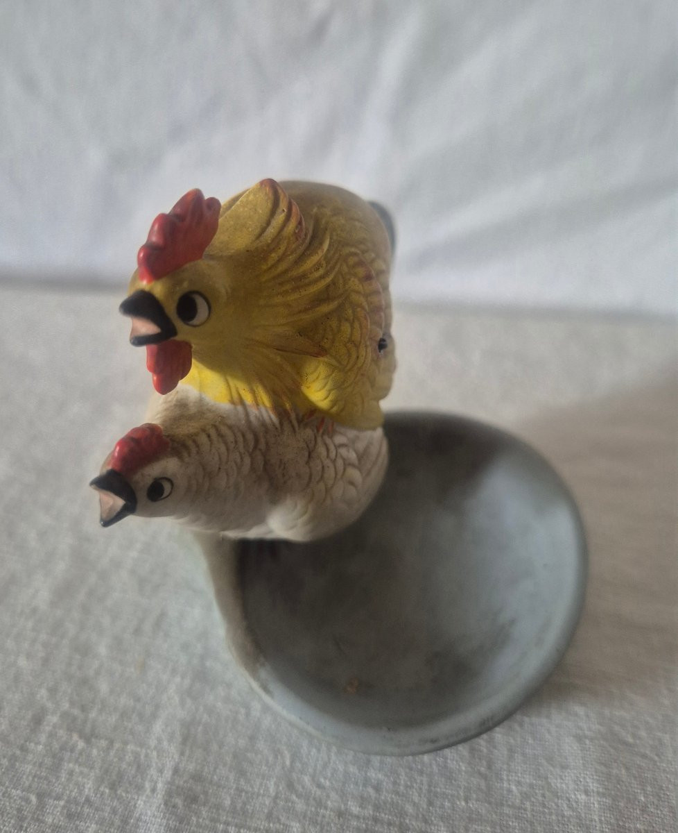 Cendrier vide poche trembleur de poule et de coq en suspension pour un effet de bascule-photo-2