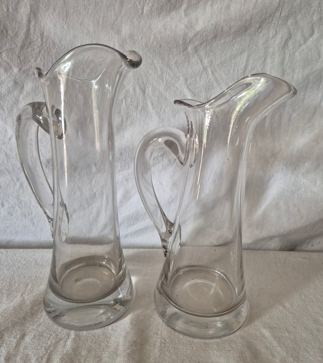 Ensemble de deux carafes à cidre en verre du XVIIIème siècle 