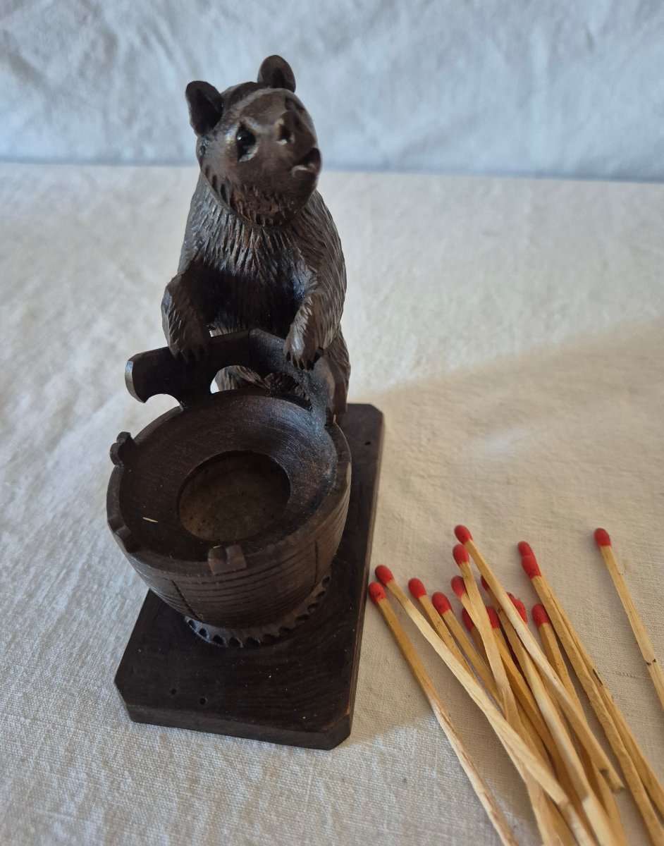 Ours Forêt Noire pyrogène en bois sculpté Suisse XIXème siècle -photo-2