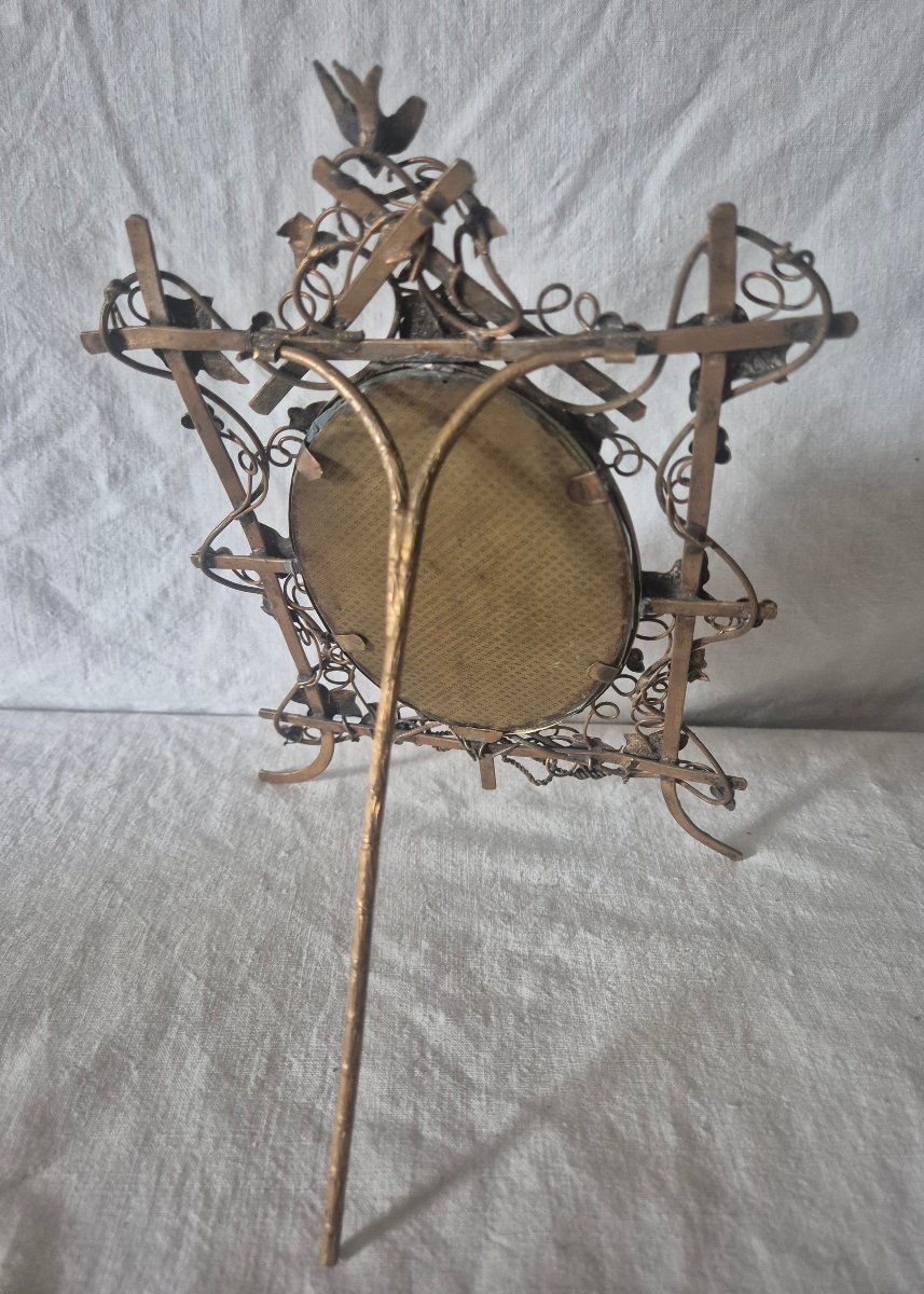 Naturalist Ormolu Photo Frame With Oval View Circa 1900-photo-3